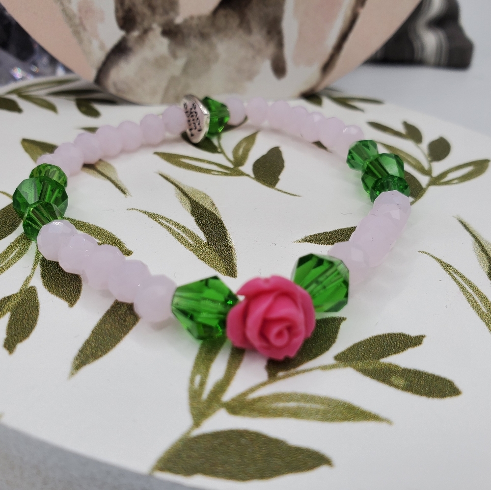 Pink rose bracelet - Picture 2 of 3